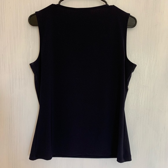 Tommy Hilfiger tank with gold accent - Picture 2 of 4